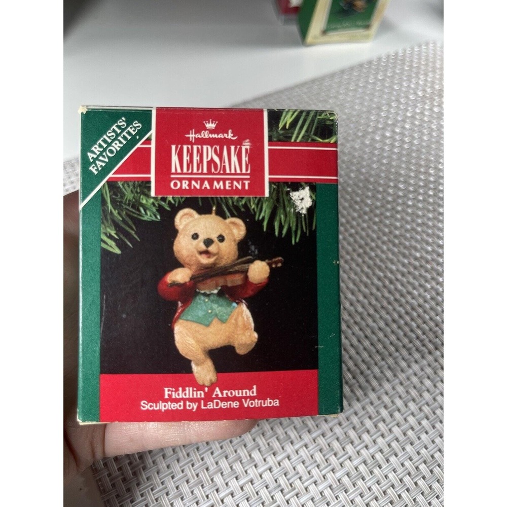 Hallmark Keepsake Ornament Fiddlin Around 1991 Bear Fiddle In Box Vintage‎